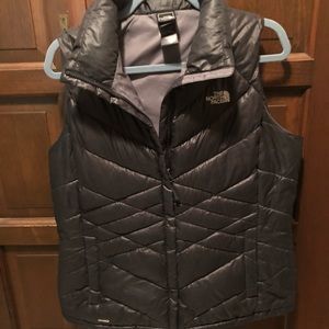 North face puffer vest